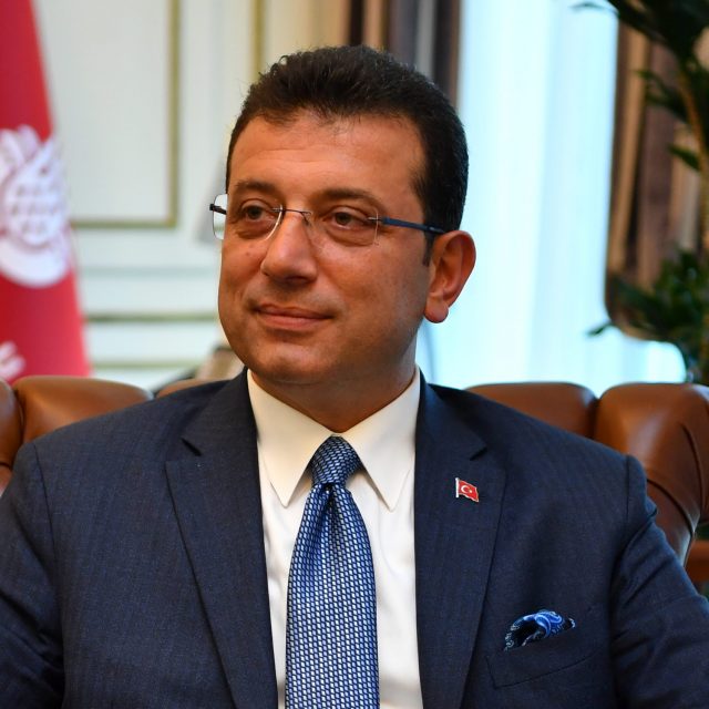 https://timtasyonetim.com.tr/wp-content/uploads/2020/03/Ekrem-Imamoglu-008-e1583849300335-640x640.jpg